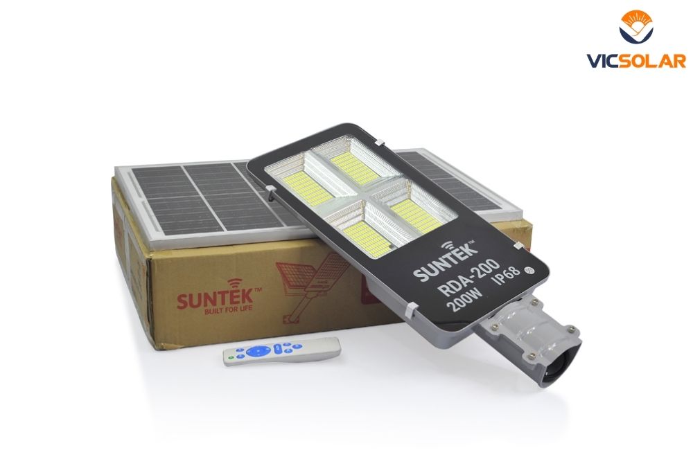 Đèn Đường Năng Lượng Mặt Trời Suntek RDA-200 chính hãng