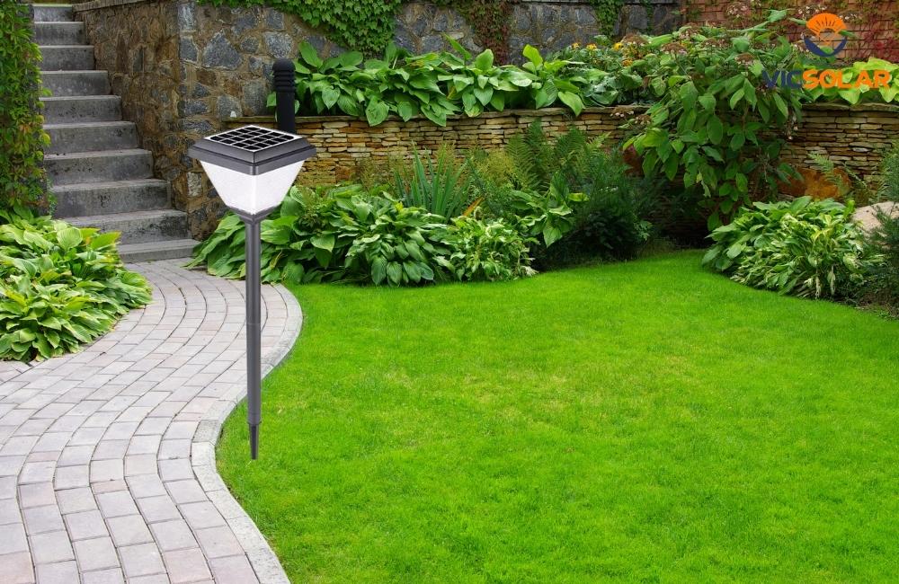 Đèn Sân Vườn Năng Lượng Mặt Trời SUNTEK-GD01 giá rẻ
