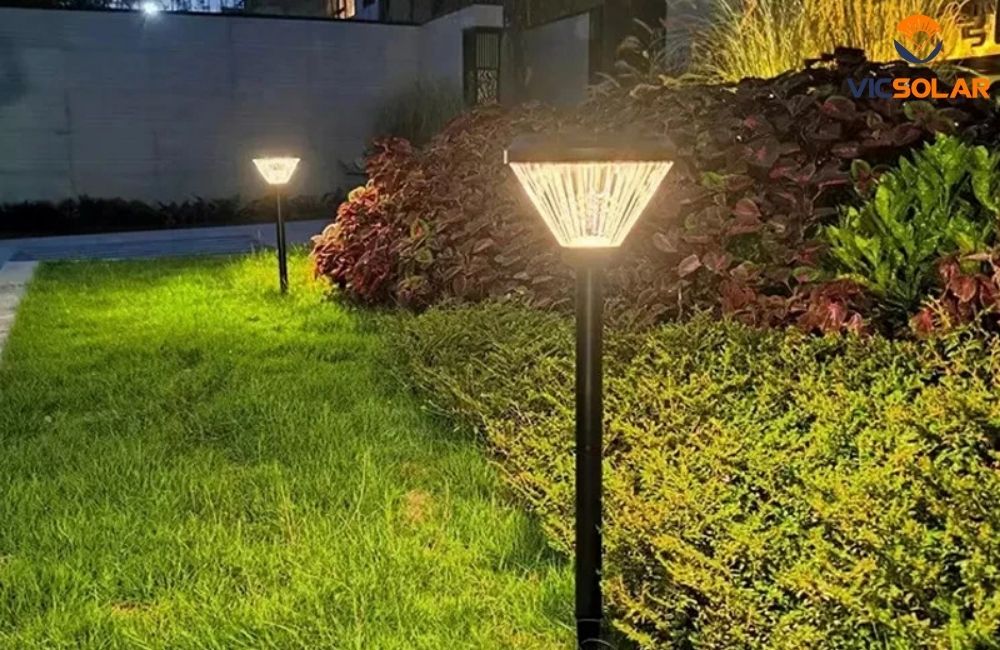 Đèn Sân Vườn Năng Lượng Mặt Trời SUNTEK-GD02 giá tốt